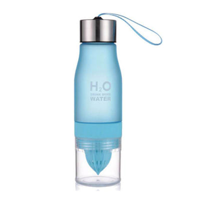 Infuseur de Fruits pressoir agrumes bleu Tendances-cuisine.fr