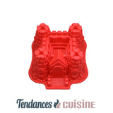 Moule à gâteau en silicone Château Fort rouge  en vente sur Tendances-cuisine.fr