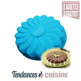 Mise en situation du Moule à gâteau en silicone Fleur walfos Bleu en vente sur tendances-cuisine.fr